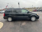 2014 Town and Country Thumbnail 4