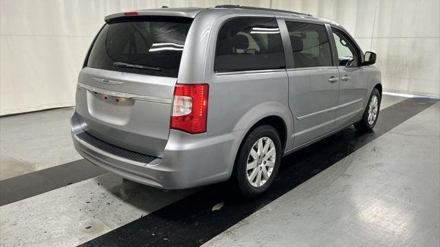 2014 Chrysler Town and Country Touring