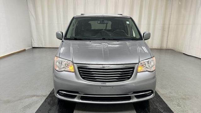 2014 Chrysler Town and Country Touring