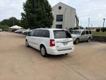 2014 Town and Country Thumbnail 7
