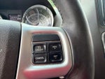 2014 Town and Country Thumbnail 22