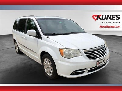 2014 Chrysler Town And Country Touring 4DR Mini-Van