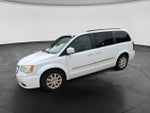 2014 Town and Country Thumbnail 4