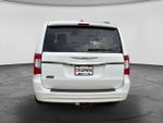 2014 Town and Country Thumbnail 7