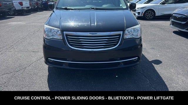 2014 Chrysler Town and Country Touring