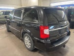 2015 Town and Country Thumbnail 5