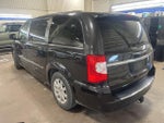 2015 Town and Country Thumbnail 6
