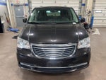 2015 Town and Country Thumbnail 14