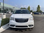 2016 Town and Country Thumbnail 8