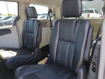 2016 Town and Country Thumbnail 21