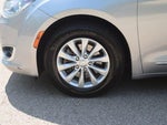 2017 Pacifica Thumbnail 27