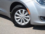 2017 Pacifica Thumbnail 30