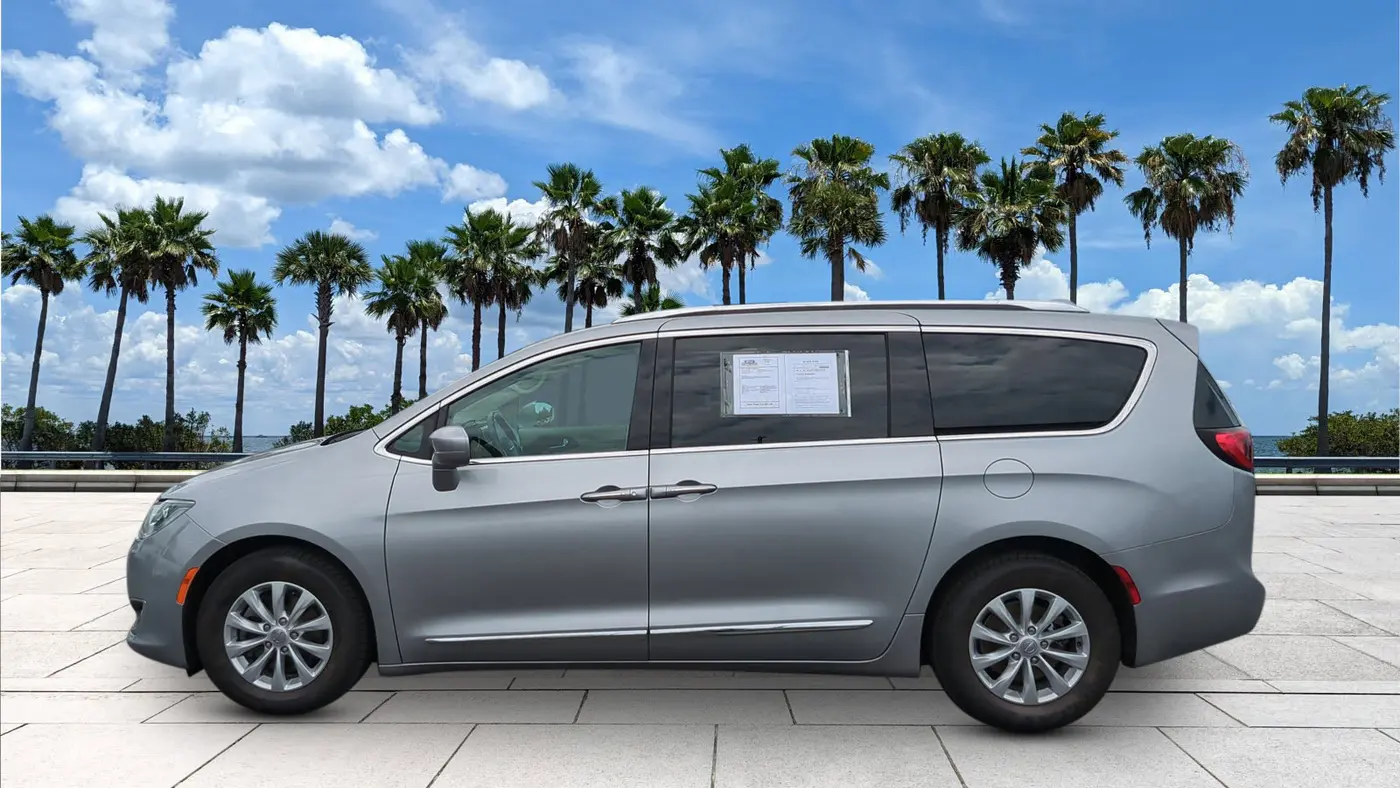 2018 Chrysler Pacifica Touring L