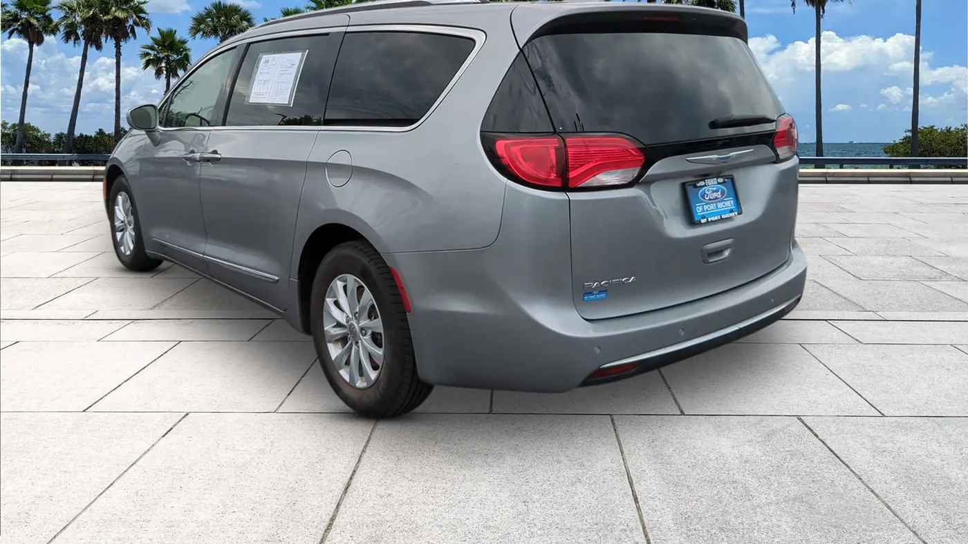 2018 Chrysler Pacifica Touring L
