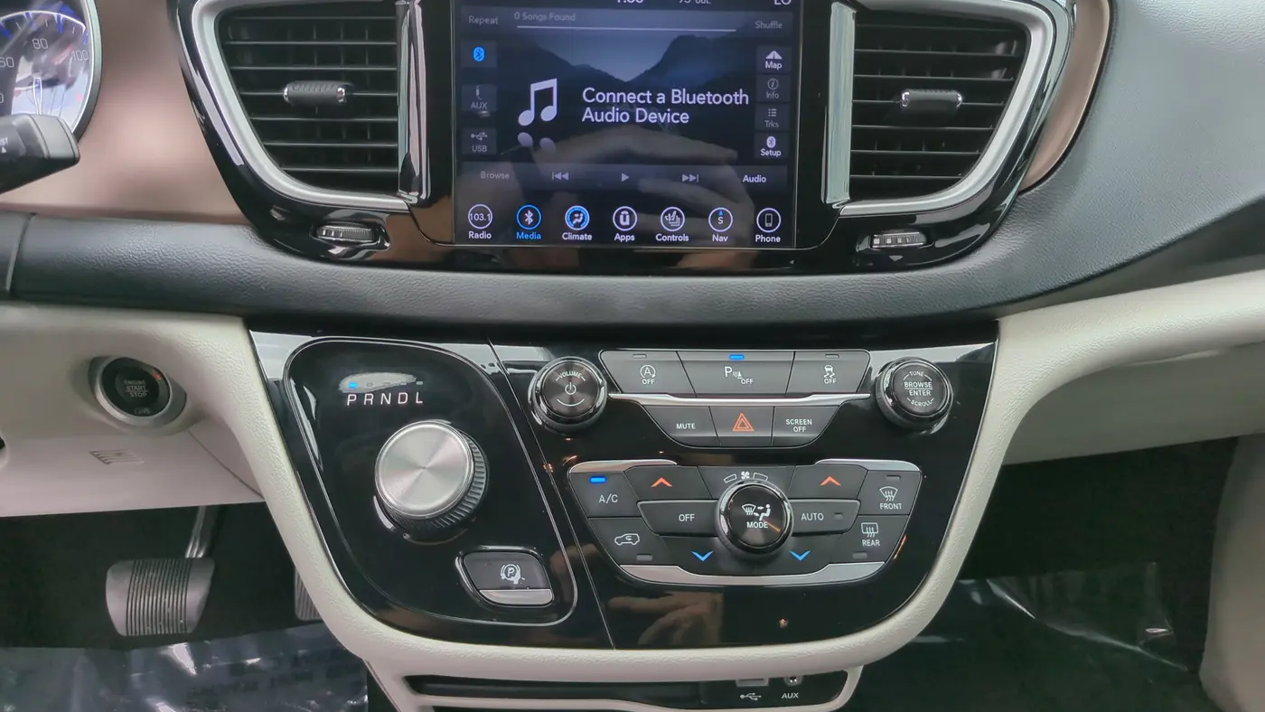 2018 Chrysler Pacifica Touring L