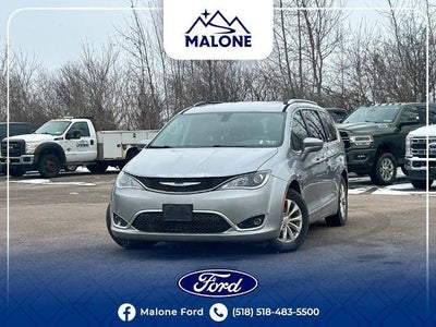 Photo of a 2018 Chrysler Pacifica Touring L 4DR Mini-Van for sale