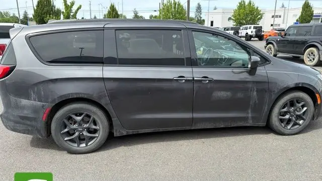 2018 Chrysler Pacifica Touring L