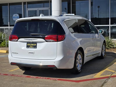 Photo of a 2018 Chrysler Pacifica Touring L 4DR Mini-Van for sale