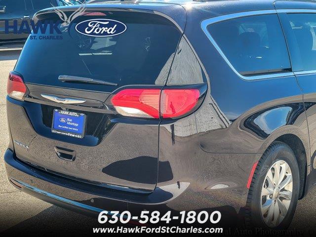 2019 Chrysler Pacifica - $16,500