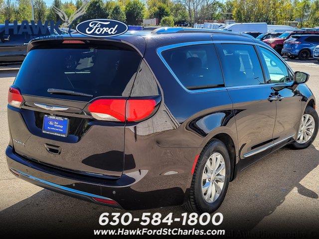 2019 Chrysler Pacifica - $16,500