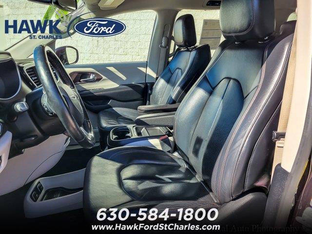 2019 Chrysler Pacifica - $16,500