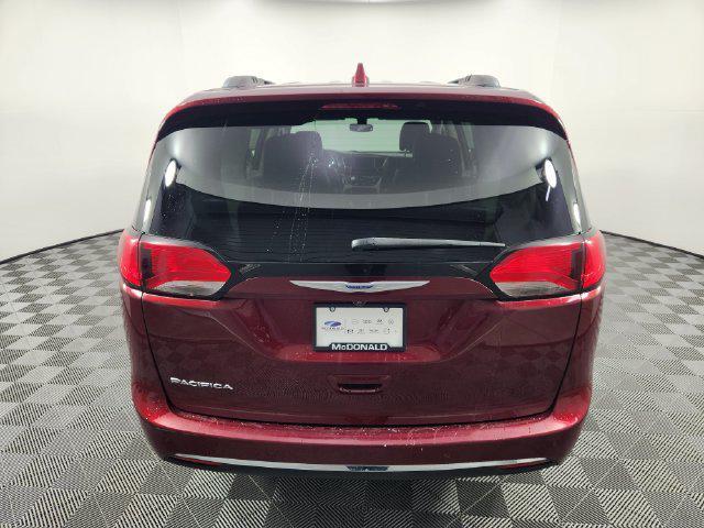 2020 Chrysler Pacifica - $15,572
