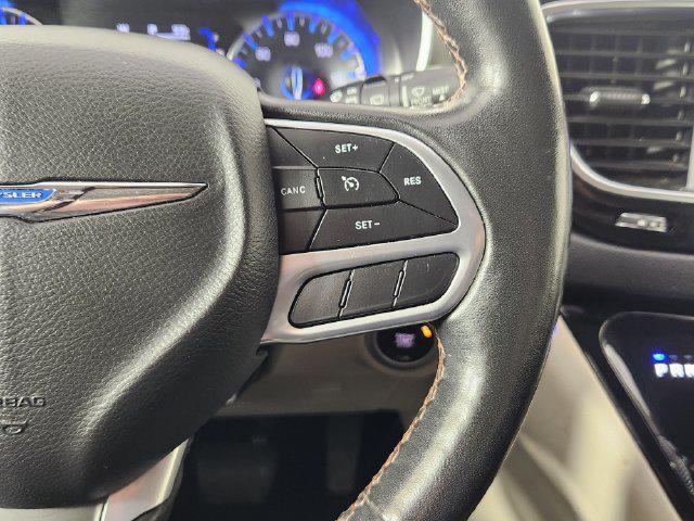 2020 Chrysler Pacifica - $15,572