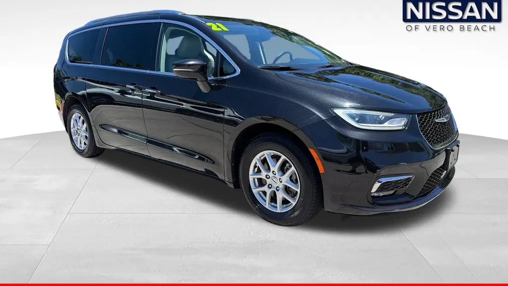 Preowned 2021 Chrysler Pacifica Touring L for Sale