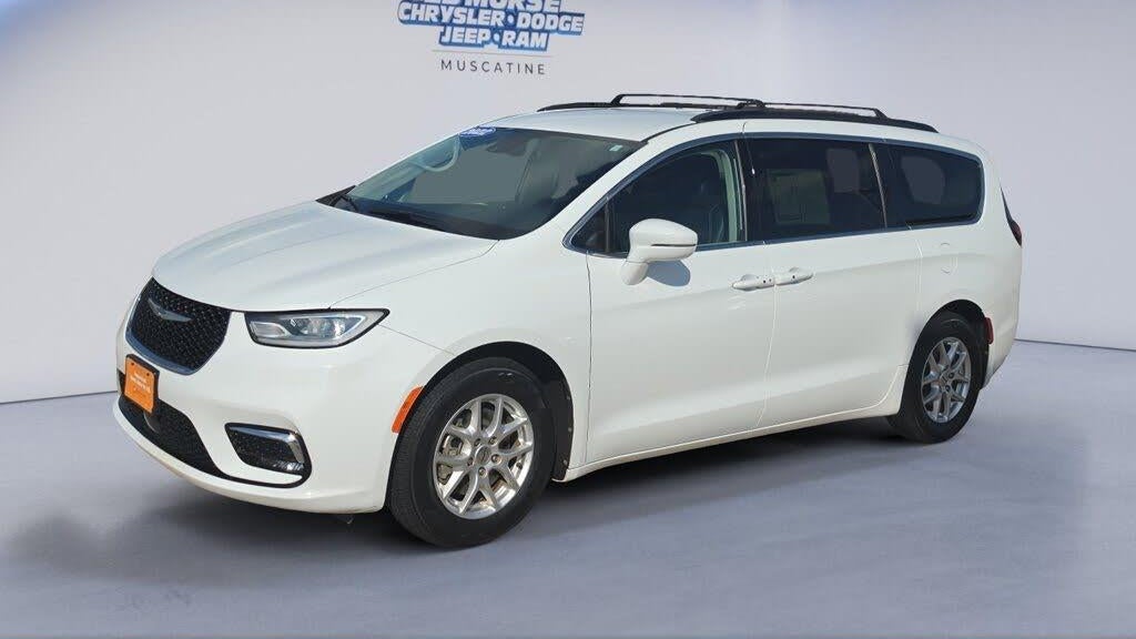 Preowned 2022 Chrysler Pacifica Touring L for Sale