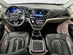 2022 Pacifica Thumbnail 31