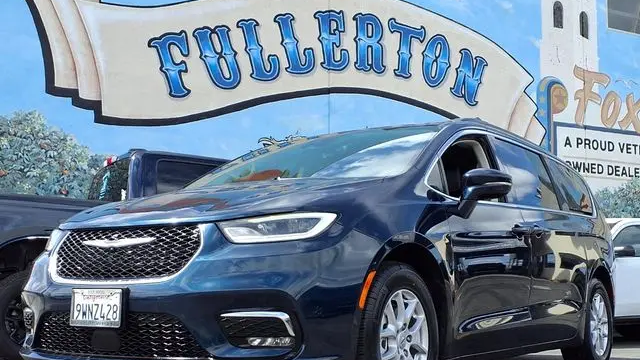 Preowned 2022 Chrysler Pacifica Touring L for Sale