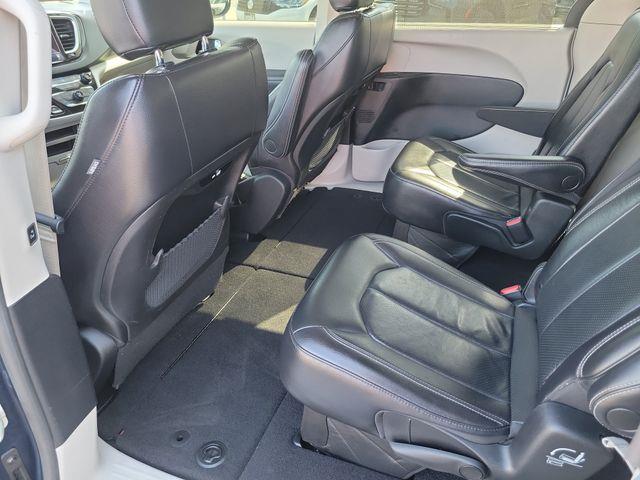 2022 Chrysler Pacifica - $13,999