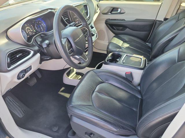 2022 Chrysler Pacifica - $13,999