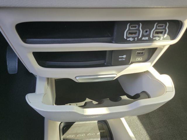2022 Chrysler Pacifica - $13,999