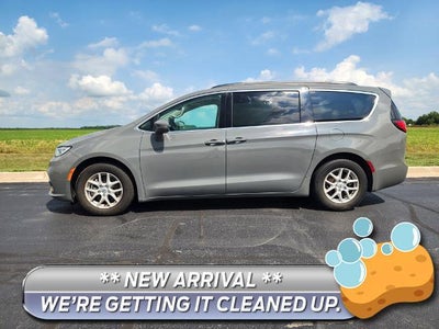 2022 Chrysler Pacifica Touring L 4DR Mini-Van