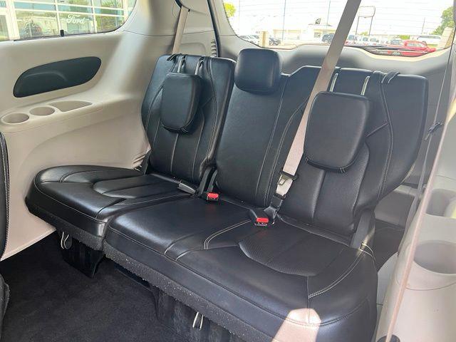 2022 Chrysler Pacifica - $21,290