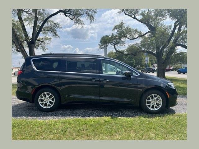 2022 Chrysler Pacifica - $18,795