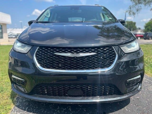 2022 Chrysler Pacifica - $18,795