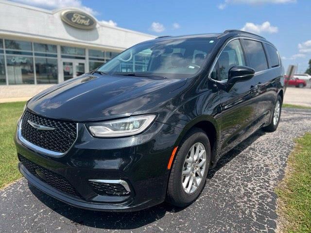 2022 Chrysler Pacifica - $18,795