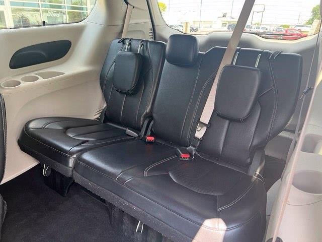 2022 Chrysler Pacifica - $18,795