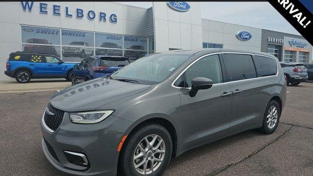 Preowned 2023 Chrysler Pacifica Touring L for Sale