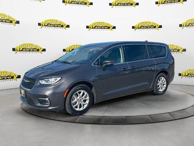 2023 Chrysler Pacifica Touring L 4DR Mini-Van
