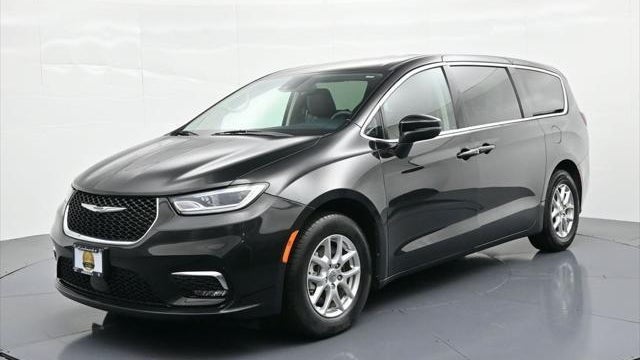 Preowned 2023 Chrysler Pacifica Touring L for Sale