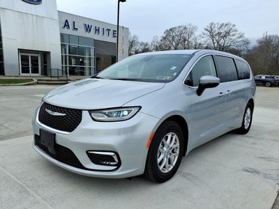 2023 Chrysler Pacifica Touring L 4DR Mini-Van