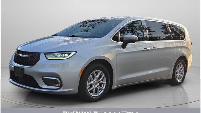 Preowned 2023 Chrysler Pacifica Touring L for Sale