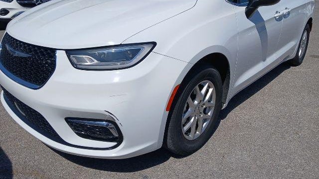 Preowned 2023 Chrysler Pacifica Touring L for Sale
