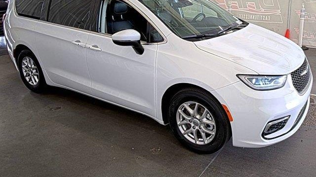 Preowned 2023 Chrysler Pacifica Touring L for Sale