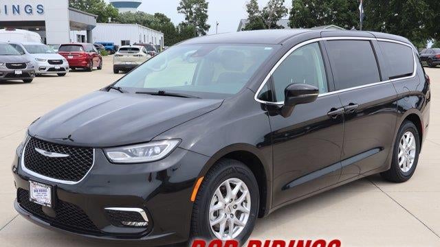 Preowned 2023 Chrysler Pacifica Touring L for Sale