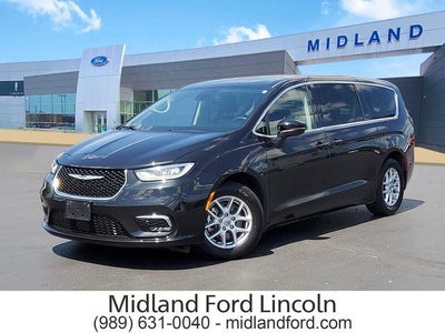 2023 Chrysler Pacifica Touring L 4DR Mini-Van