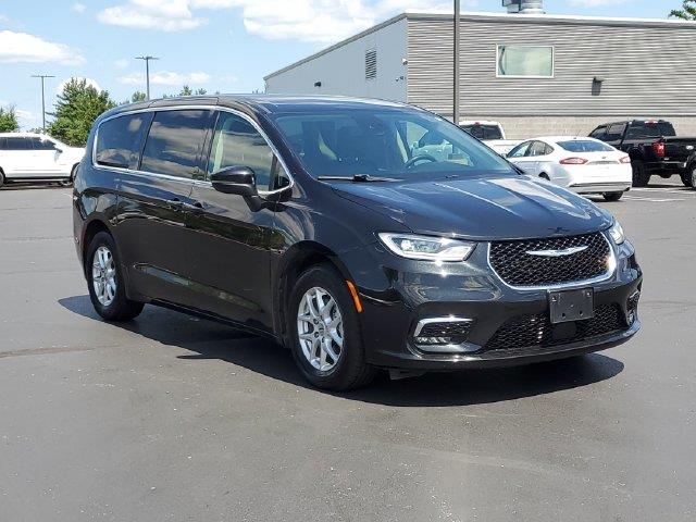 2023 Chrysler Pacifica - $21,500